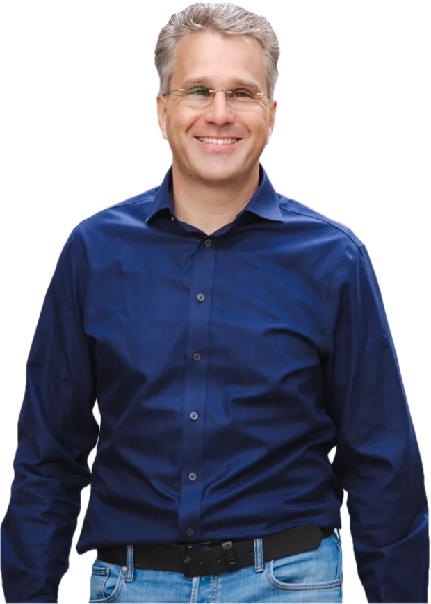 Dr. Steffen Adler, stehend